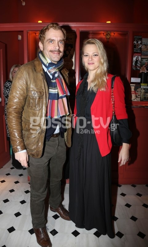 Δείτε τον Κωνσταντίνο Μαρκουλάκη με ξανθό μαλλί!