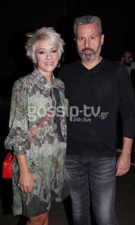 «Και τώρα τι κάνουμε;» στο θέατρο Τέχνης με την Αντώνη Καφετζόπουλο