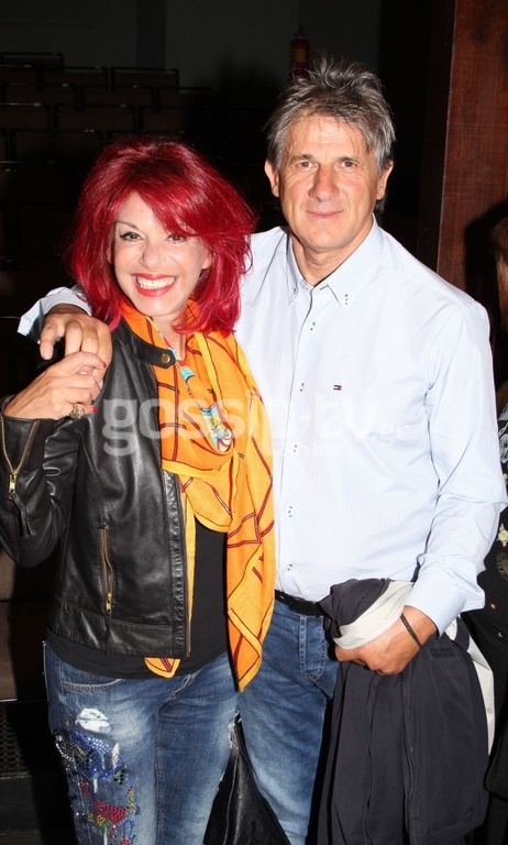 «Και τώρα τι κάνουμε;» στο θέατρο Τέχνης με την Αντώνη Καφετζόπουλο