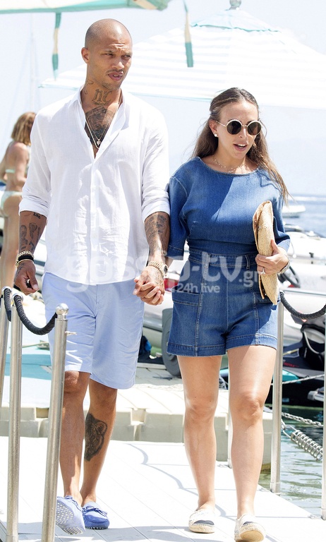 Από τον Πόρο στη Μύκονο ο σέξι κατάδικος με την αγαπημένη του