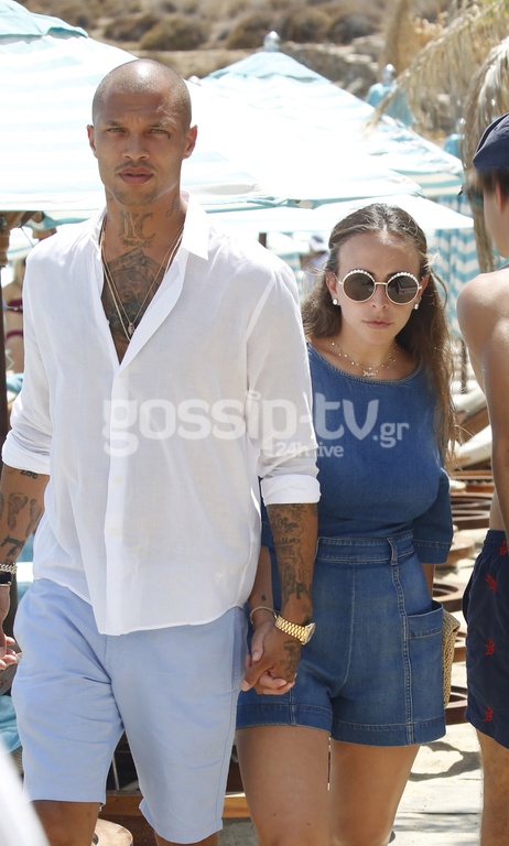 Από τον Πόρο στη Μύκονο ο σέξι κατάδικος με την αγαπημένη του