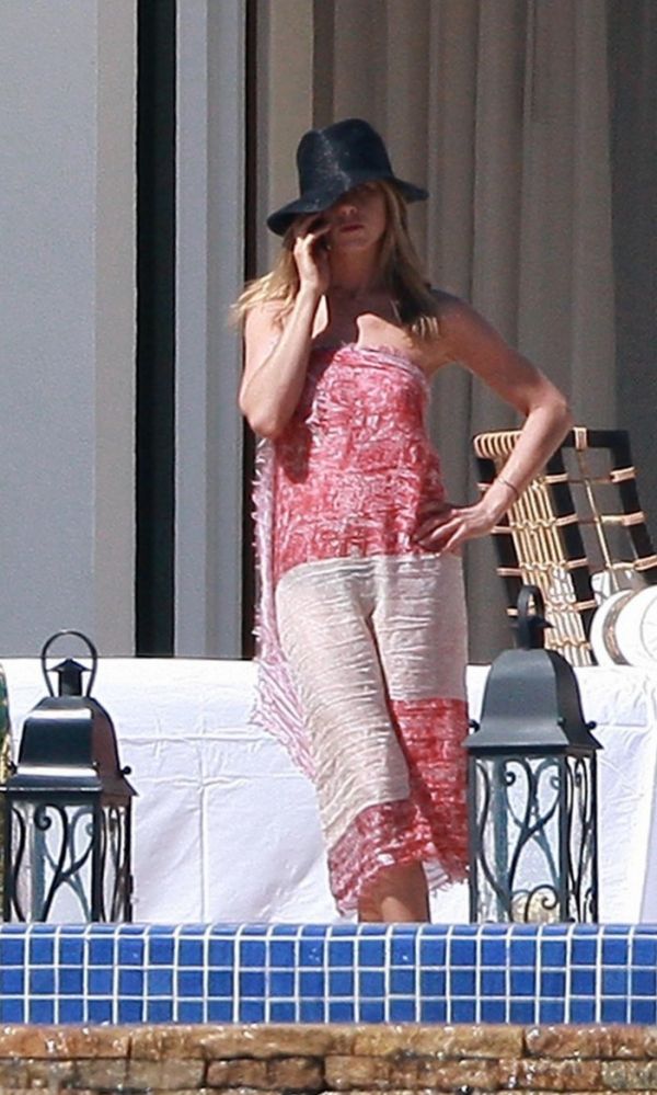 Η Aniston εξηγεί για τον Butler