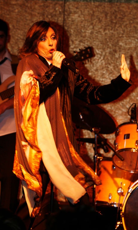 Η Ματθίλδη Μαγγίρα α λα Τζούλια Αλεξανδράτου