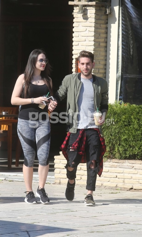 Από το The Voice στην αγκαλιά παίκτη του X-Factor 