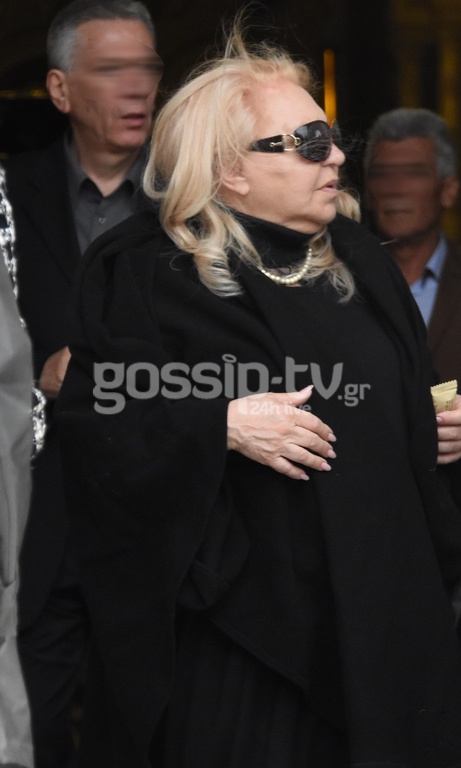 Το τελευταίο «αντίο» στον Γιώργο Παπαζήση!