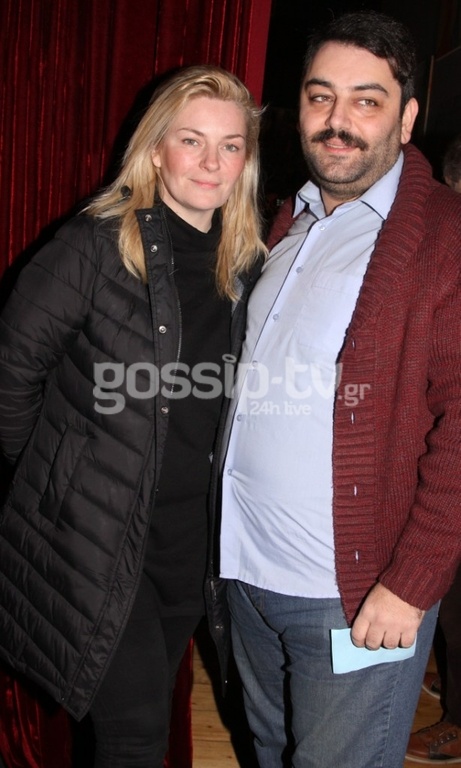 Επίσημη πρεμιέρα για την παράσταση «Cagebirds από τις ΜανταΜίτσες» 