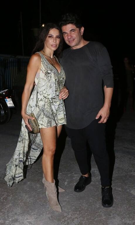 Κέλλυ Κελεκίδου Μπορεί τα μποτάκια με τα σορτς να είναι η «τάση του Σεπτεμβρίου» αλλά δεν εννοούμε τις καστόρινες μπότες του χειμώνα. Ας δώσουμε μία προσοχή στα δέρματα και τα στυλ των παπουτσιών μας.