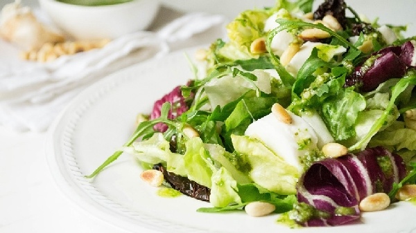 Advertorial 2 Σαλάτα με πέστο Dirollo Καπνιστό