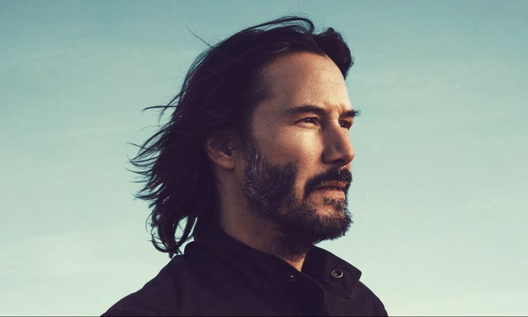 KEANU-REEVES-MAGIC-IMAGE-HOLLYEOOD-MAGAZINE.jpg