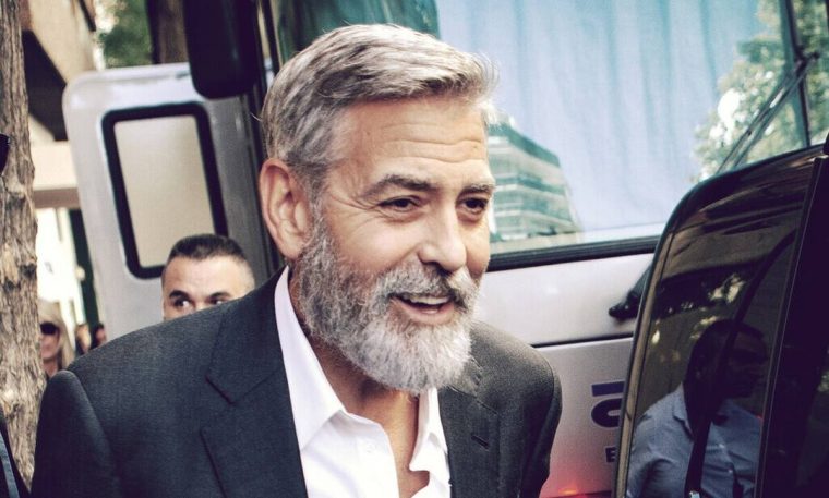 1675189084859-463995594-clooney-1176790586.jpg