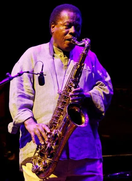 WAYNE-SHORTER-4-438x600.webp