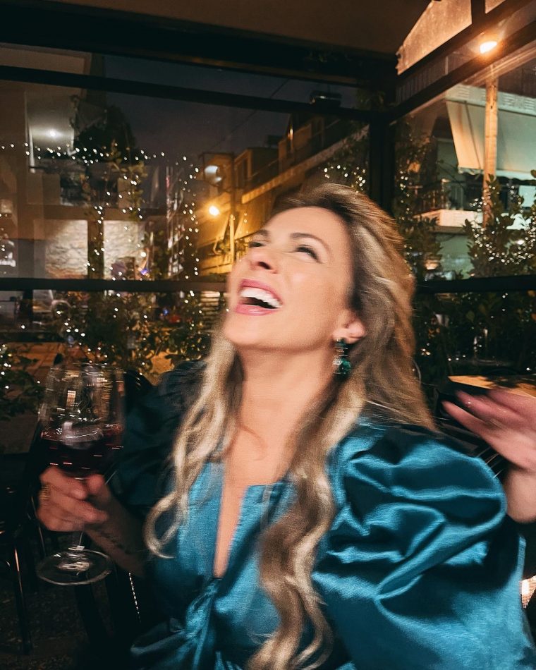 zoza_metaxa_1704105194_3270593879936687269_345977599.jpg