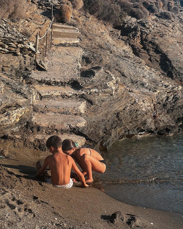 Photo-by-Rafaela-Psarrou-Mavraki-on-July-06-2024.-May-be-an-image-of-2-people-and-people-swimming..jpg