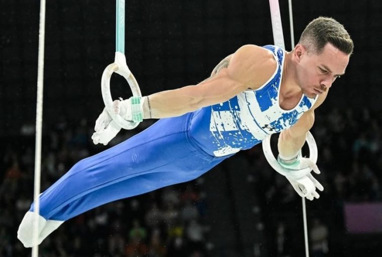 petrounias