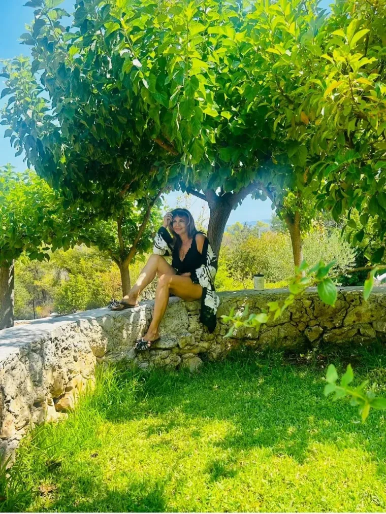 mimi-ntenisi-7jpg.webp