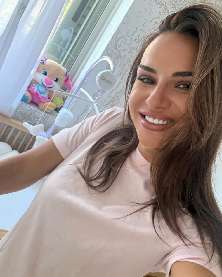 elenitsolaki1752314863367500589632860275446194232.jpg
