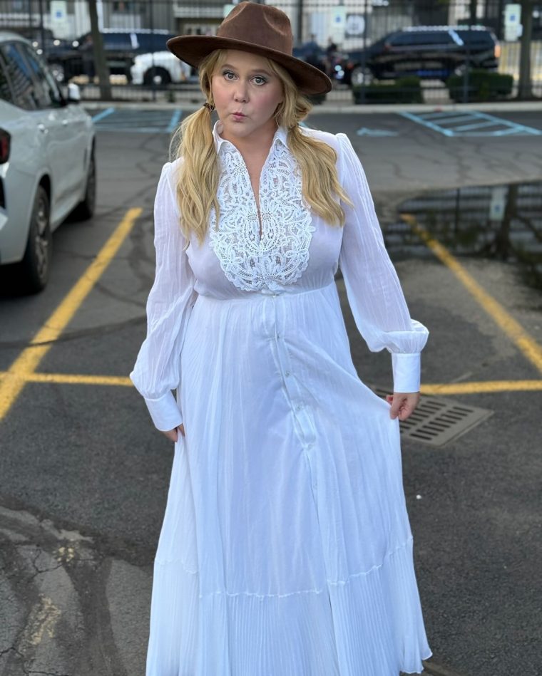 amyschumer17481963273640457108307733155181037639.jpg