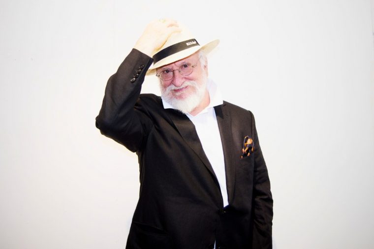 dionyshs-savvopoulos-1200x800.jpg