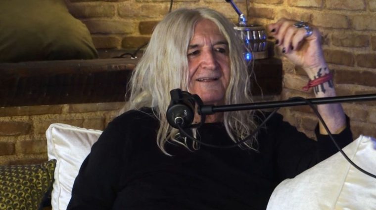 nikos-karvelas.jpg