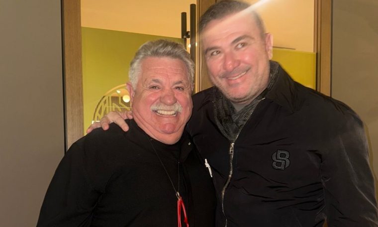 Ρέμος, Μπόσνιακ και Γκλέτσος γευμάτισαν με φόντο τη θάλασσα