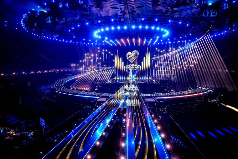 Groίes Stage Opening: Bundesprδsident Van der Bellen erφffnete Bόhne fόr den Eurovision Song Contest 2026