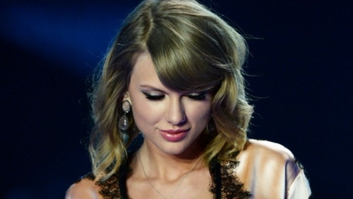 taylor-swift-ape-mpe.jpg
