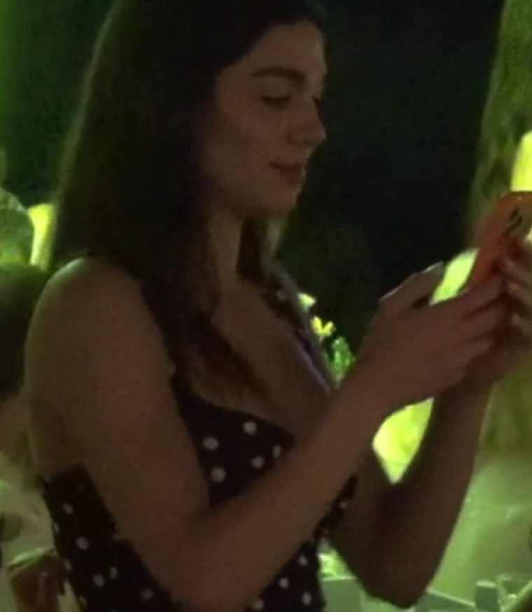 melina-1.jpg