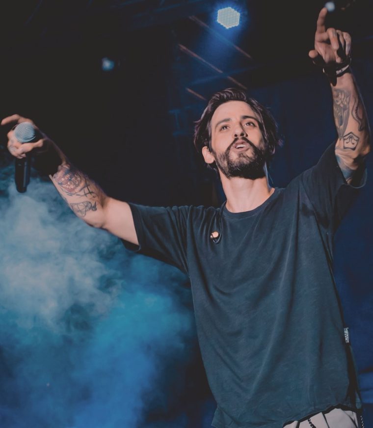 arammos166825327129698461543940015322131785003.jpg