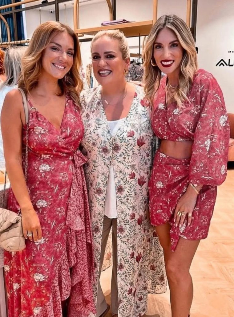 athina-oikonomakou-vaso-laskaraki-filia-1.jpg