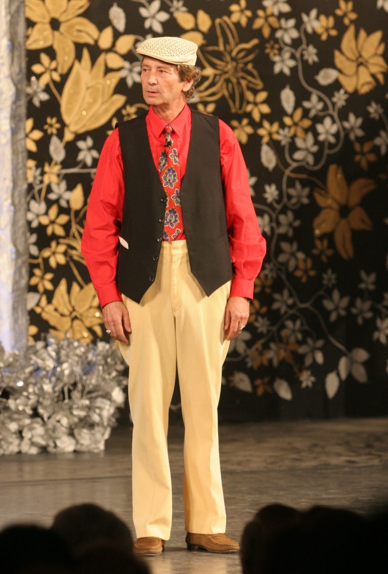 4865mosios01062007.jpg
