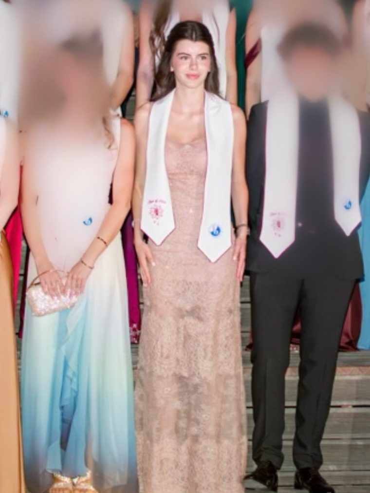 elenimenegaki17833264013935144496483257531205797726-1.jpg