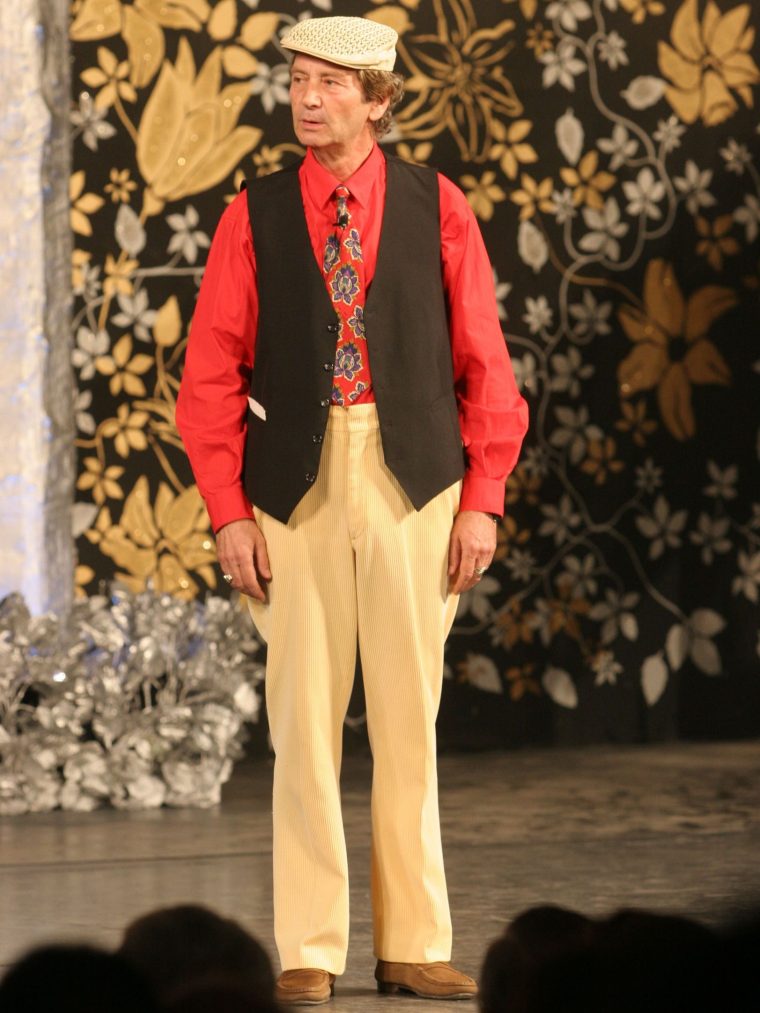 4865mosios01062007.jpg