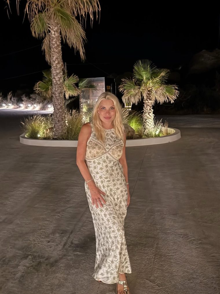 elenimenegaki17838841813939823748369804308205797726.jpg