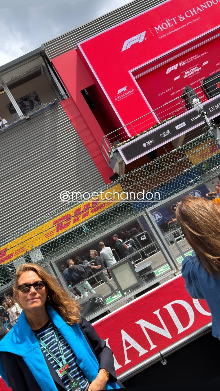 vickykaya-20839662115-20260719143919.jpg