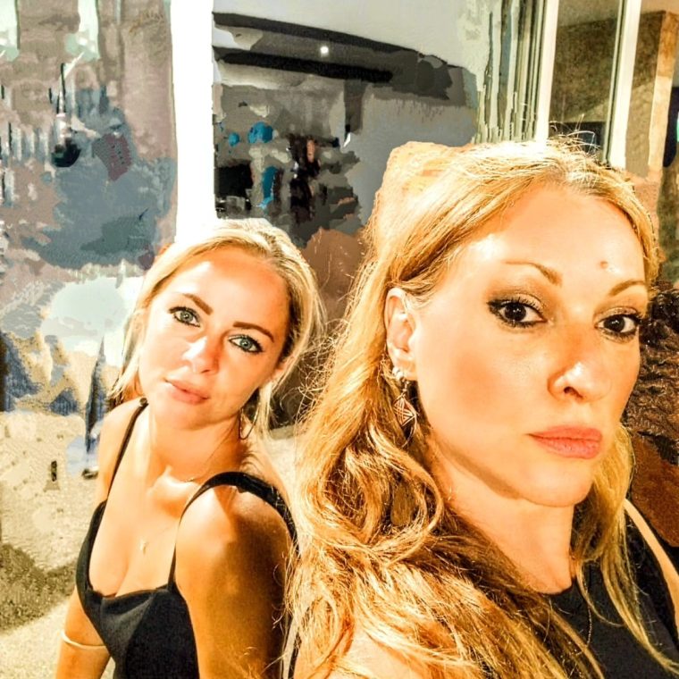 mandylambou1724598635344250532594161421034839601223.jpg