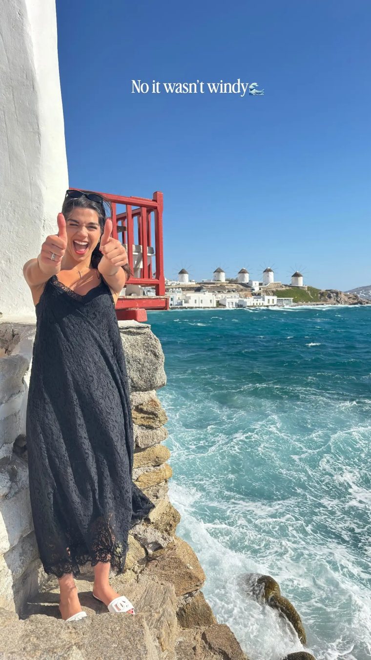 melina77.jpg
