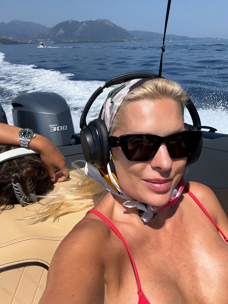 elenimenegaki17865232073961932765728465202205797726.jpg