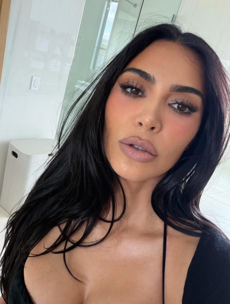 kimkardashian-39109040720819478961842865812-20260603003517.jpg