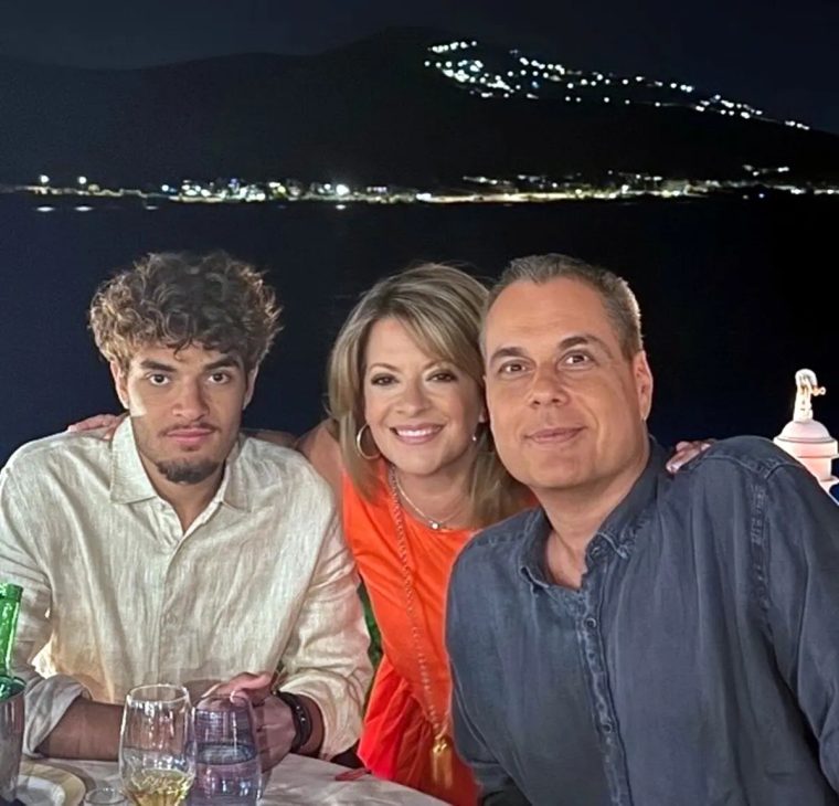 nikos-stravelakis-gios-sizigos.jpg