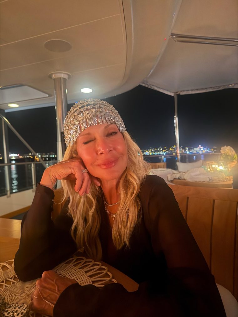 annavissiofficial-397095401717369557914915320445-20260824210348.jpg