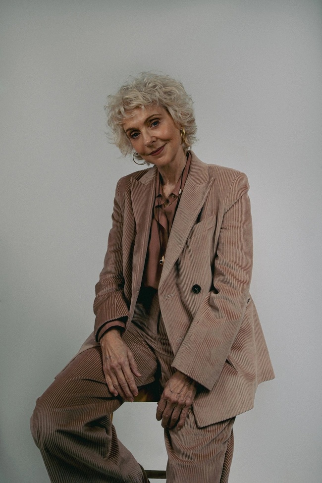 natalia-tsaliki-synenteuxijpg.jpg