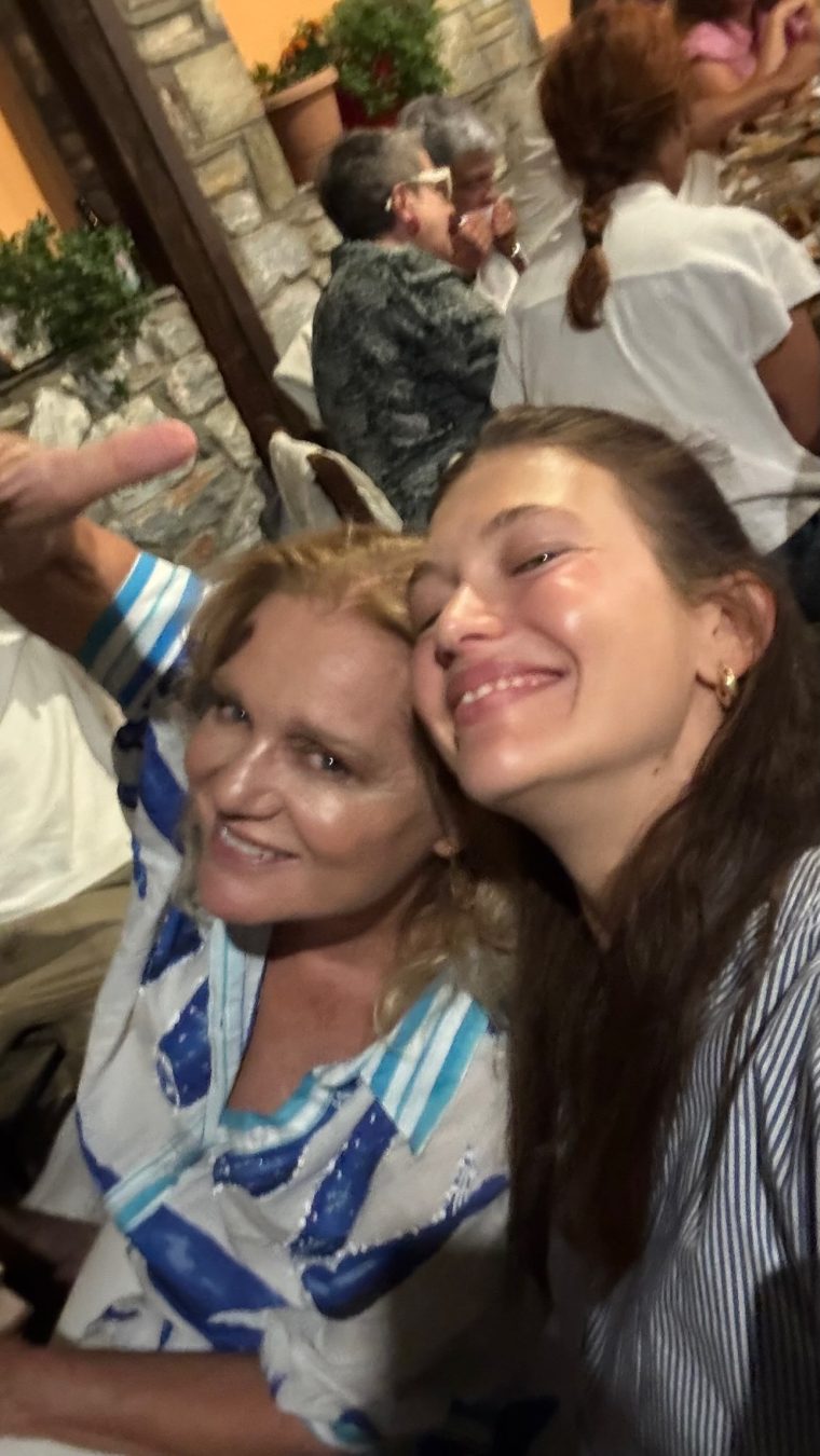 kleliaandriolatou-1865970145-20260904220421.jpg