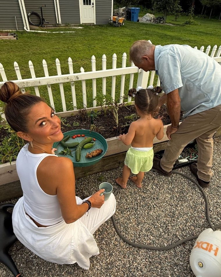 mariamenounos-39788870129219154941983432646-20260904194515.jpg