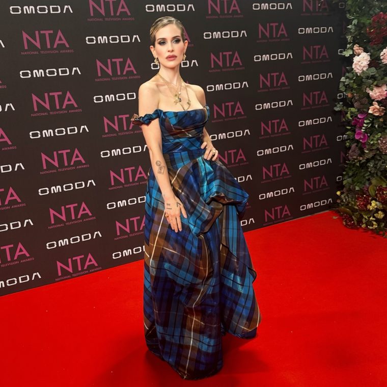 kellyosbourne-3982018533597648818209451101-20260909032702.jpg