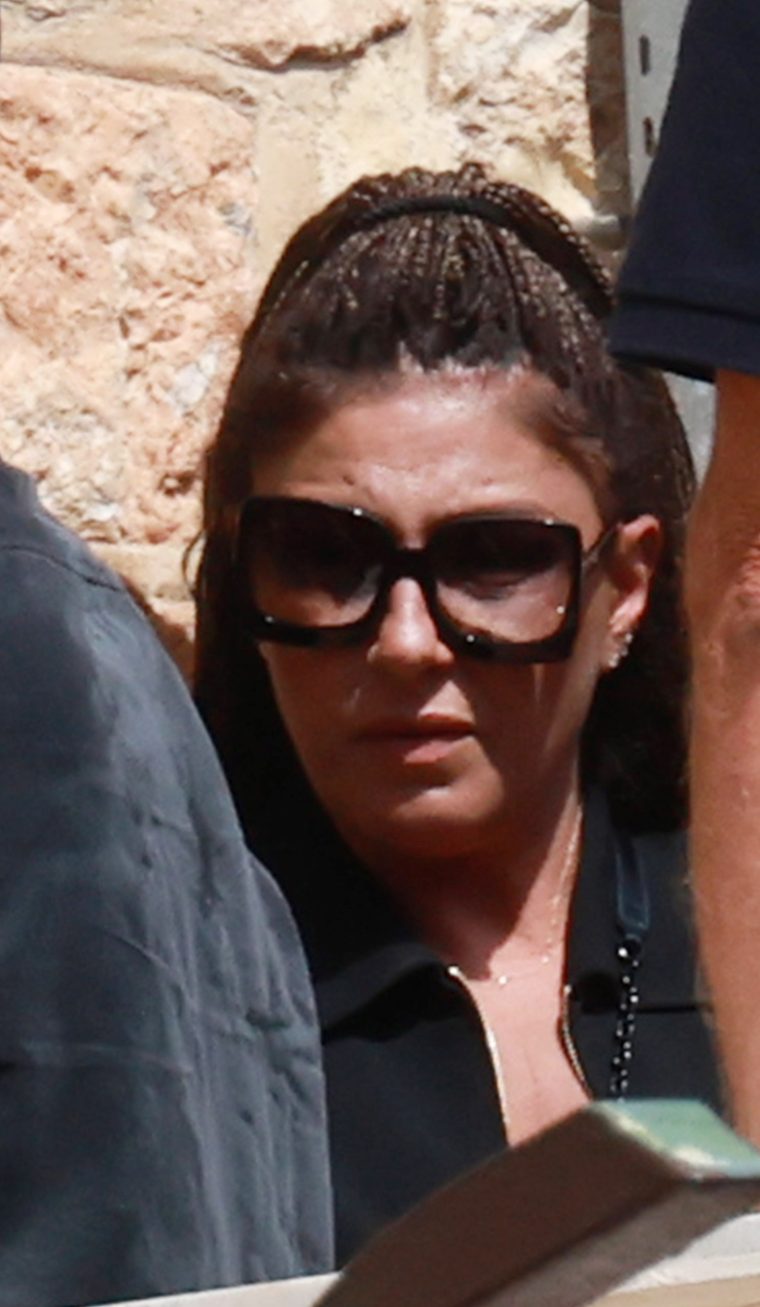 1789382200250-964455758-paparizou.jpg