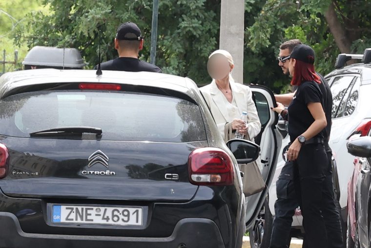 ΕΥΕΛΠΙΔΩΝ - ΜΕΤΑΓΩΓΗ ΣΤΟΝ ΑΝΑΚΡΙΤΗ ΤΟΥ ΖΕΥΓΟΥΣ ΤΩΝ ΓΙΑΤΡΩΝ ΠΟΥ ΣΥΝΕΛΛΗΦΘΗΣΑΝ ΓΙΑ ΤΟΝ ΘΑΝΑΤΟ ΤΟΥ ΓΙΩΡΓΟΥ ΜΑΖΩΝΑΚΗ