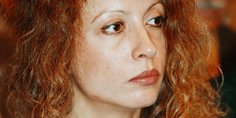 giannopoulou-kokkina-mallia.jpg