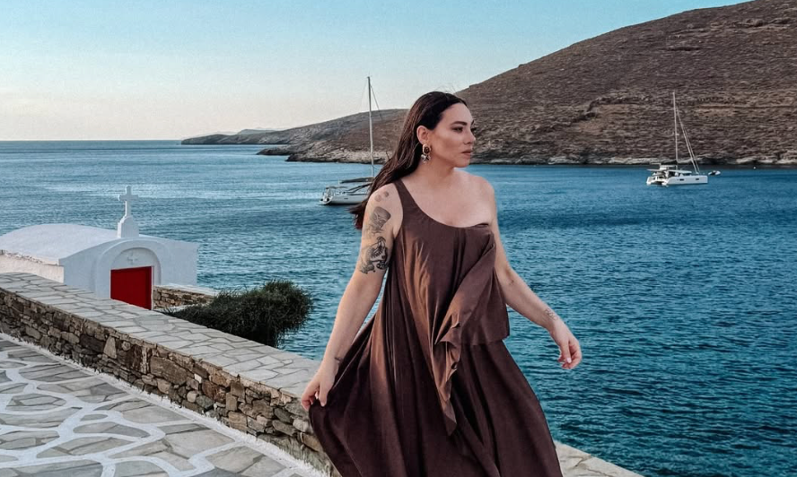 Βαλαβάνη: Όλα έτοιμα για τη βάφτιση του γιου της – Η αποκάλυψη και η συνάντηση με την επώνυμη νονά